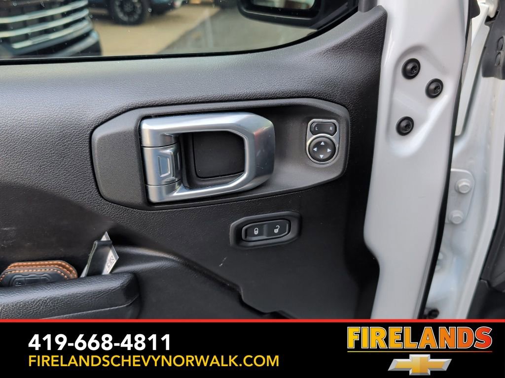 Used 2022 Jeep Wrangler Unlimited Sport image 25