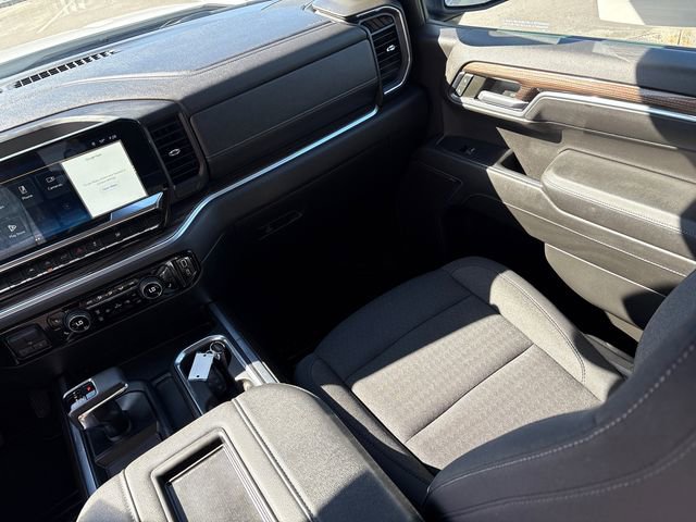 Used 2022 Chevrolet Silverado 1500 RST w/ LPO, Dark Essentials Package AWD/4WD image 19
