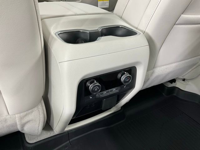 New 2026 Buick Enclave Avenir w/ Super Cruise Package image 23