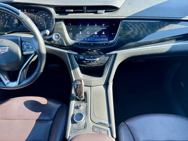 Used 2020 Cadillac XT6 Premium Luxury image 24