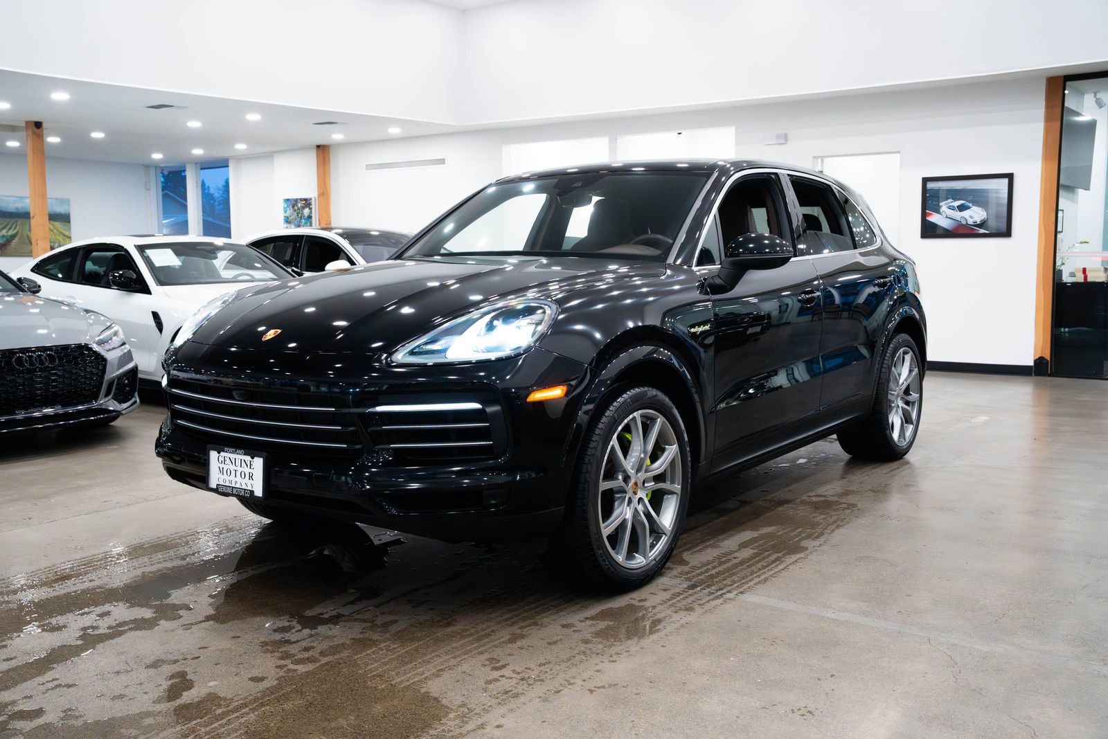 Used 2023 Porsche Cayenne image 26