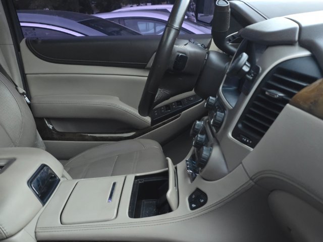 Used 2016 GMC Yukon Denali RWD image 10