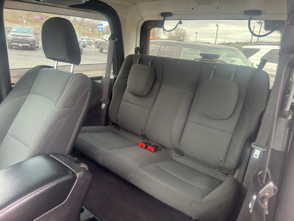 Used 2021 Jeep Wrangler Sport S image 11