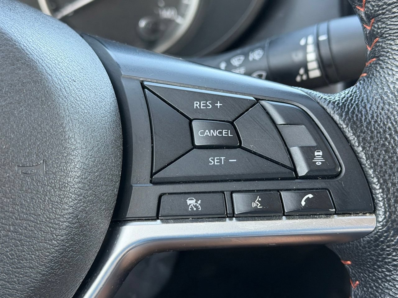 Certified 2025 Nissan Versa SR w/ Trunk Package FWD image 18