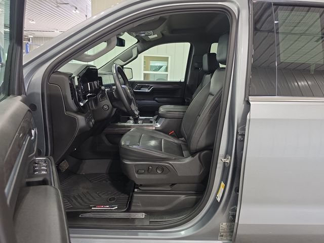 Used 2024 Chevrolet Silverado 1500 LTZ AWD/4WD image 23