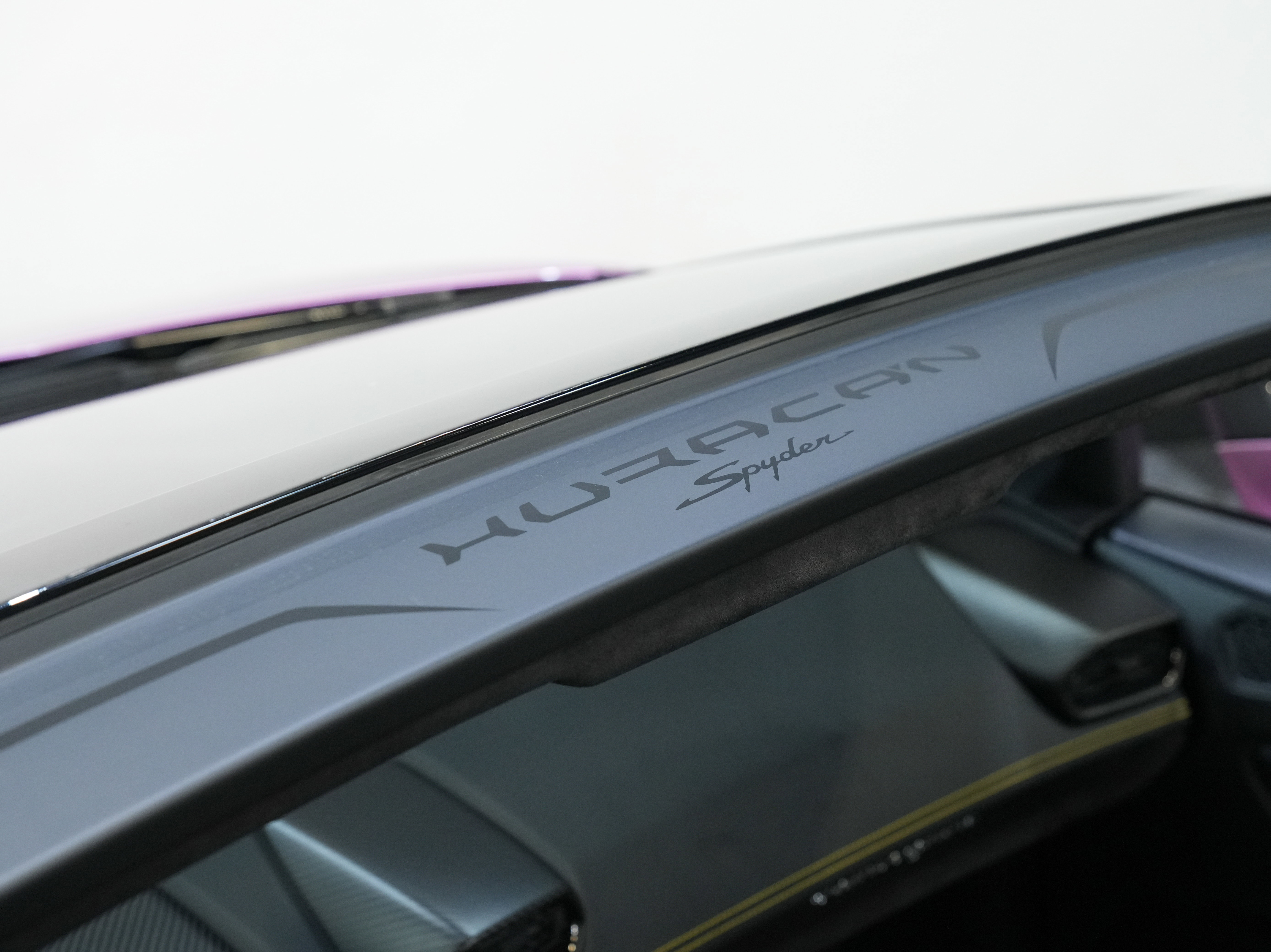 Used 2024 Lamborghini Huracan EVO image 30