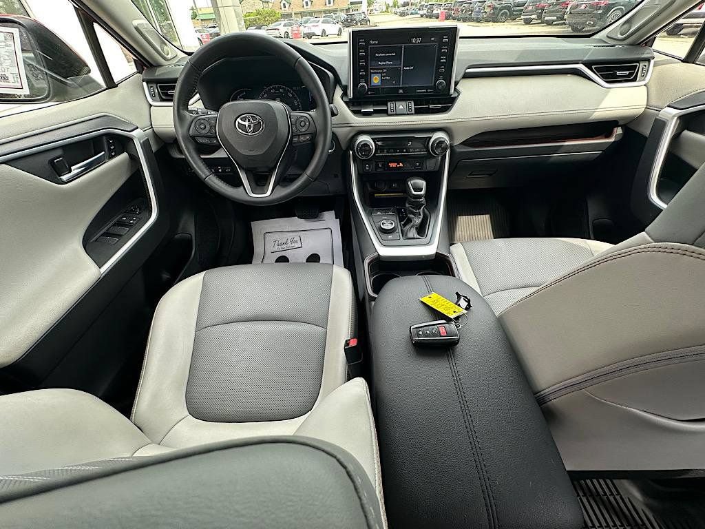 Certified 2019 Toyota RAV4 Limited AWD/4WD image 17