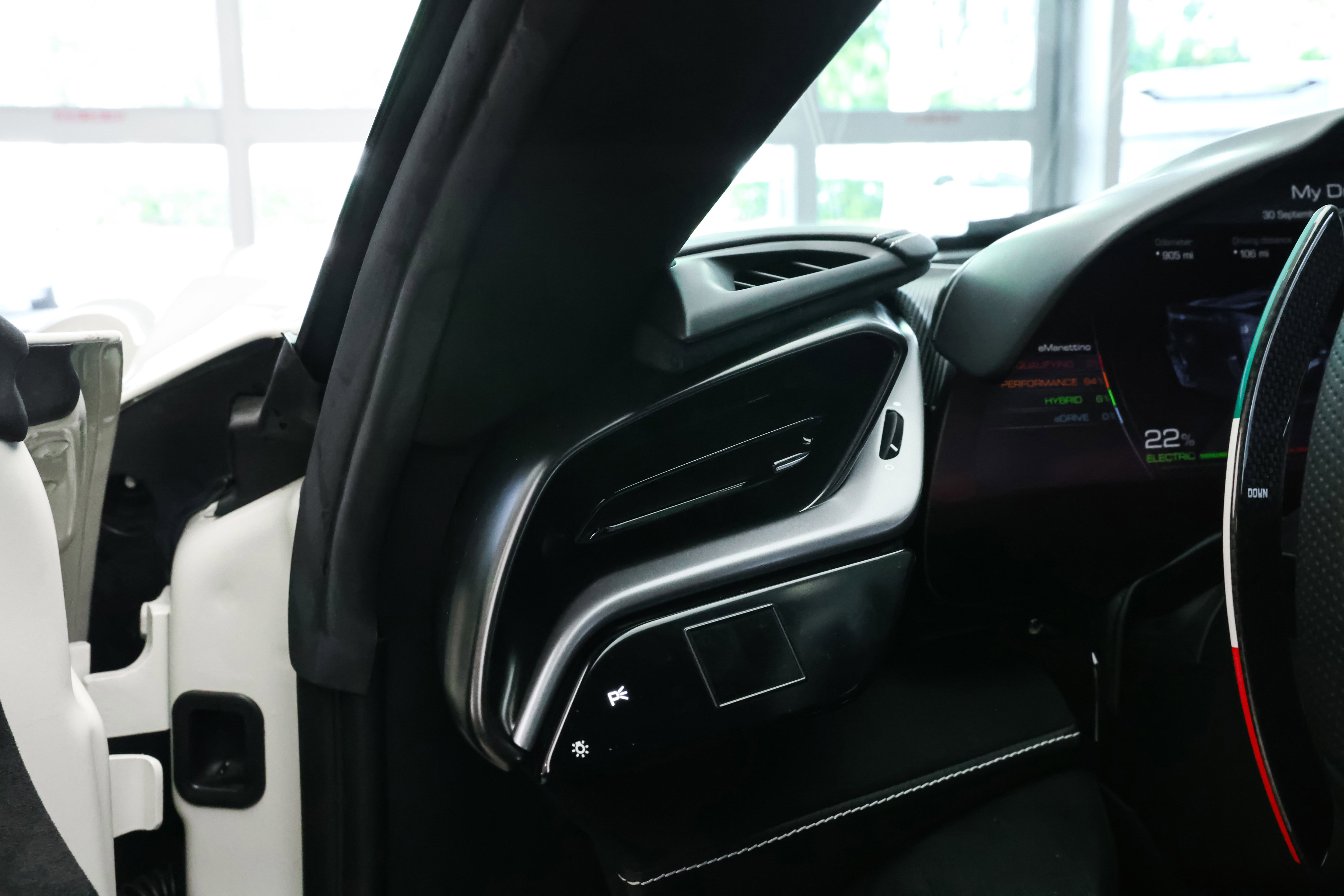 Used 2023 Ferrari SF90 Stradale image 25