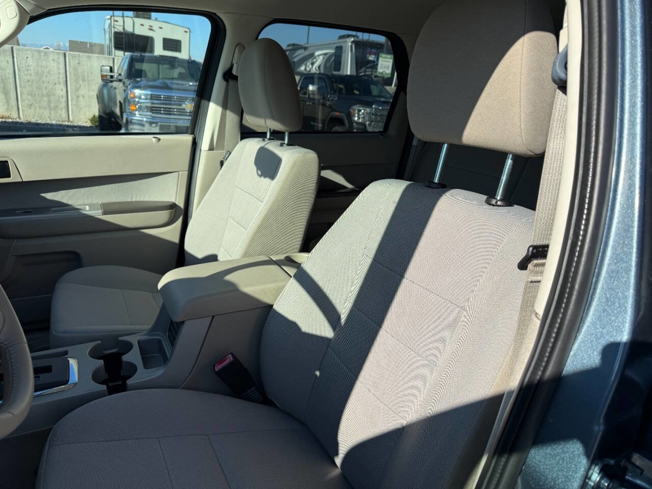 Used 2011 Ford Escape XLT image 20