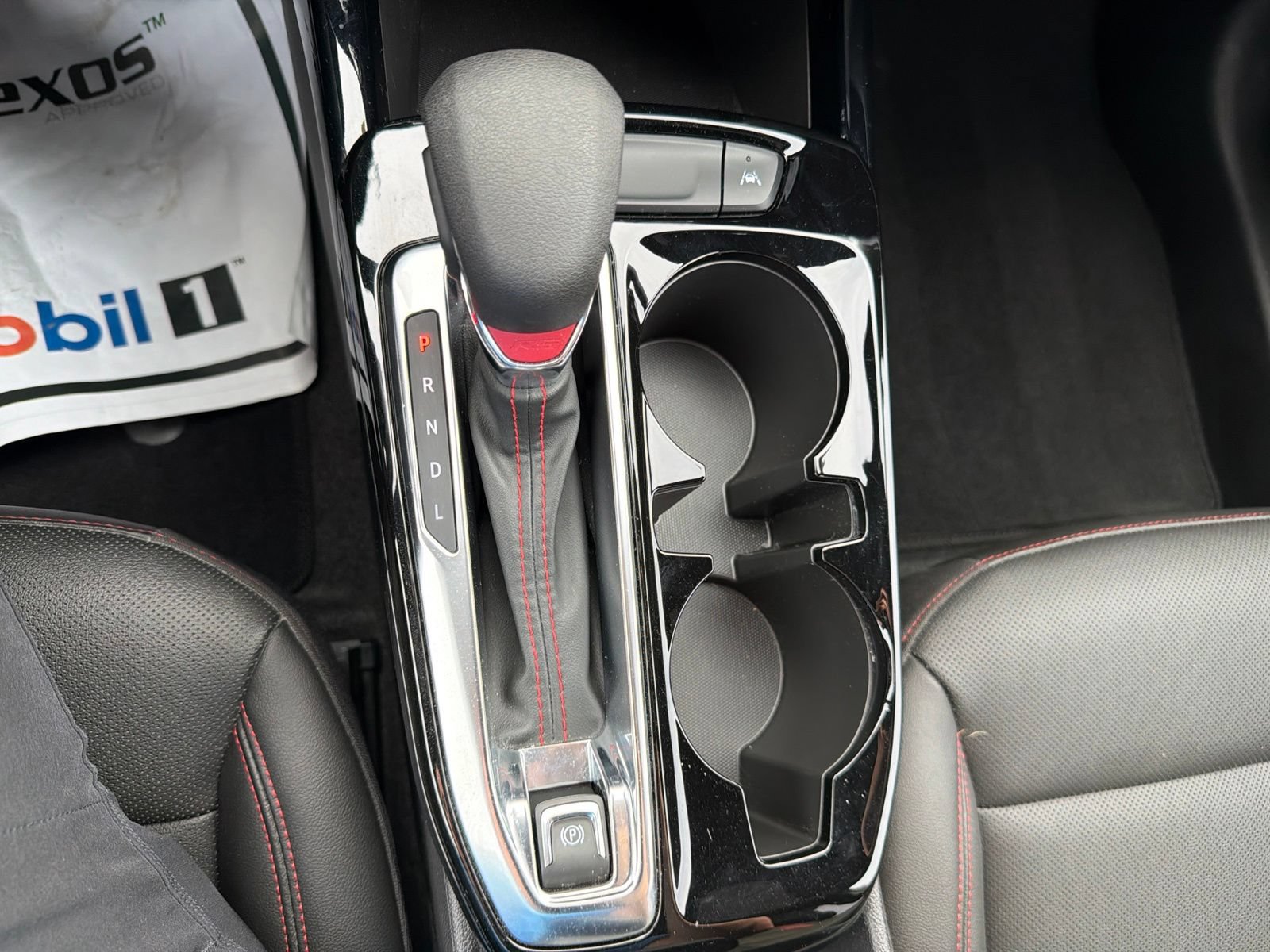 Used 2024 Chevrolet Trax RS FWD image 16