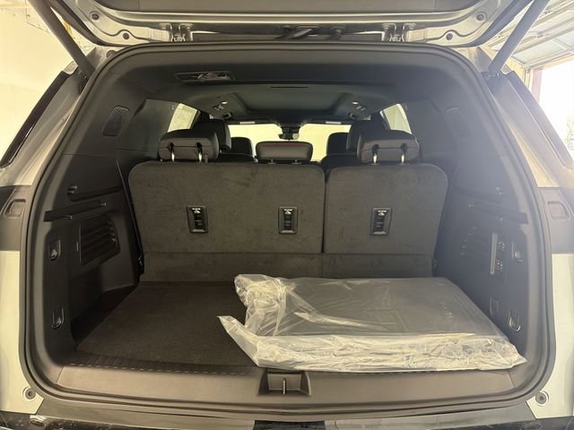 New 2026 Chevrolet Traverse RS image 17