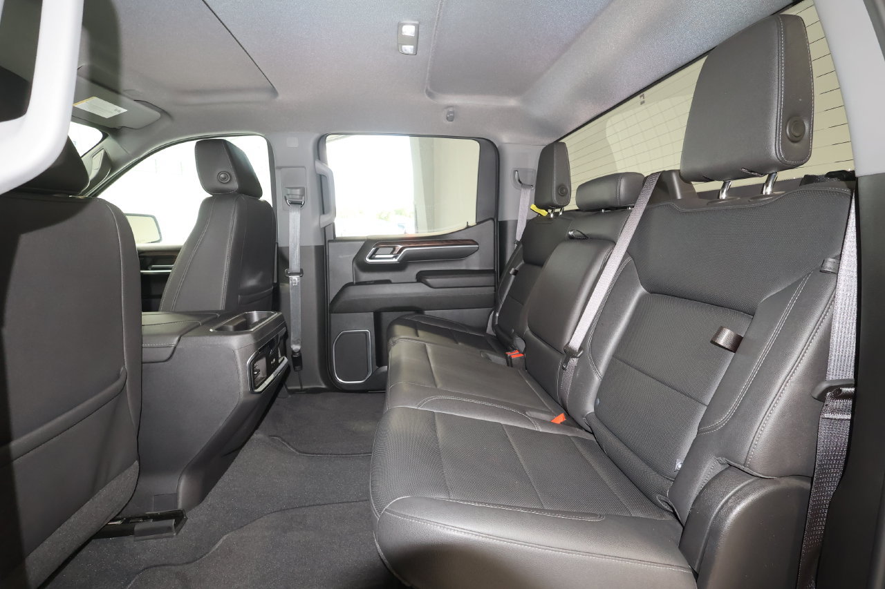 Used 2023 GMC Sierra 1500 SLT w/ SLT Premium Package AWD/4WD image 25
