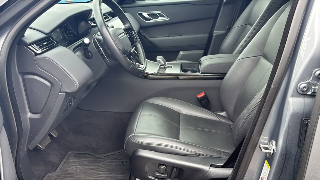Used 2024 Land Rover Range Rover Velar Dynamic SE image 17