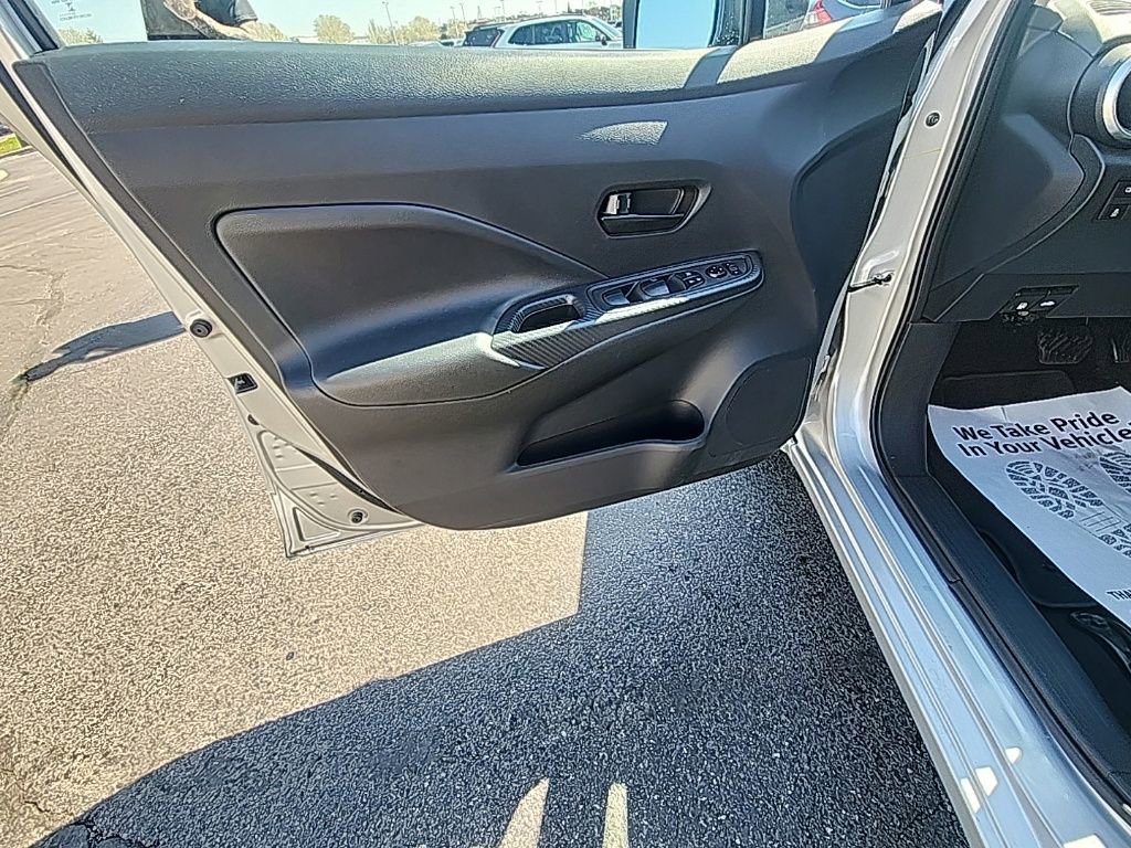 Used 2024 Nissan Versa S w/ Trunk Package image 11