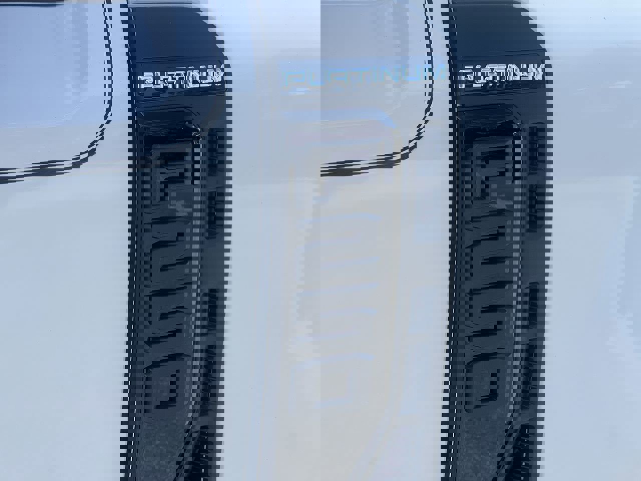 New 2026 Ford F250 Platinum w/ FX4 Off-Road Package image 9