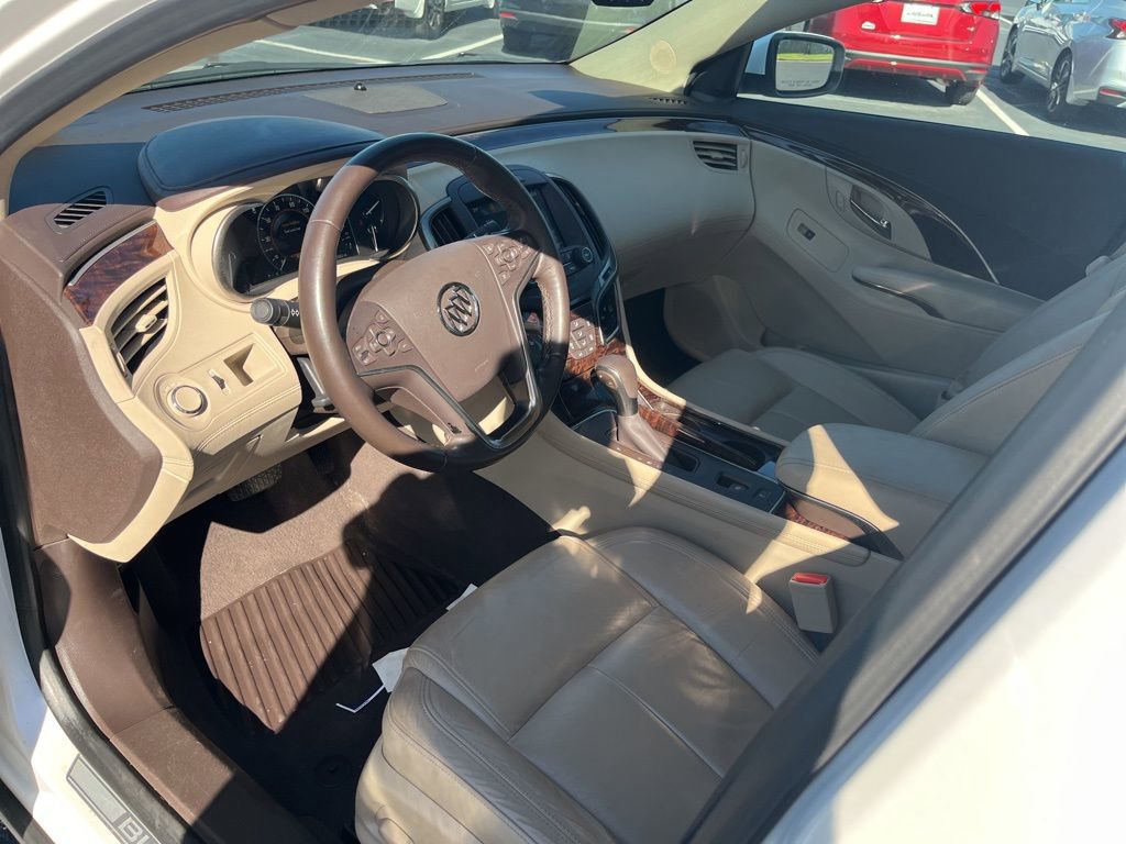 Used 2016 Buick LaCrosse Sport Touring FWD image 21