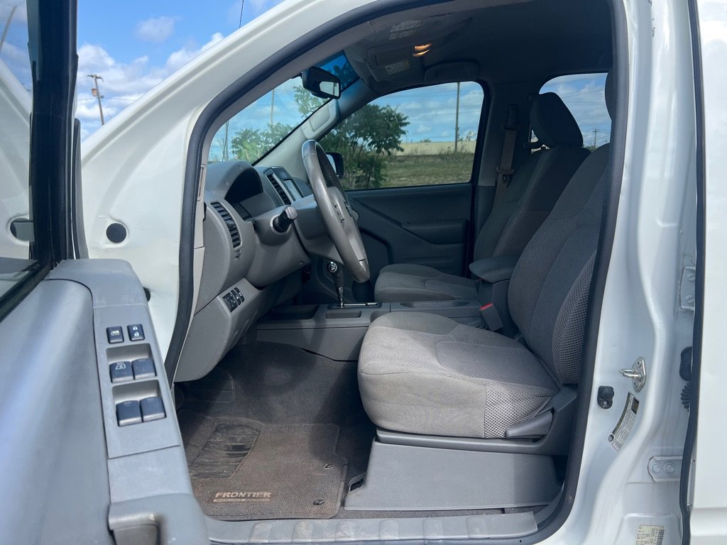 Used 2019 Nissan Frontier SV w/ Value Truck Package AWD/4WD image 10