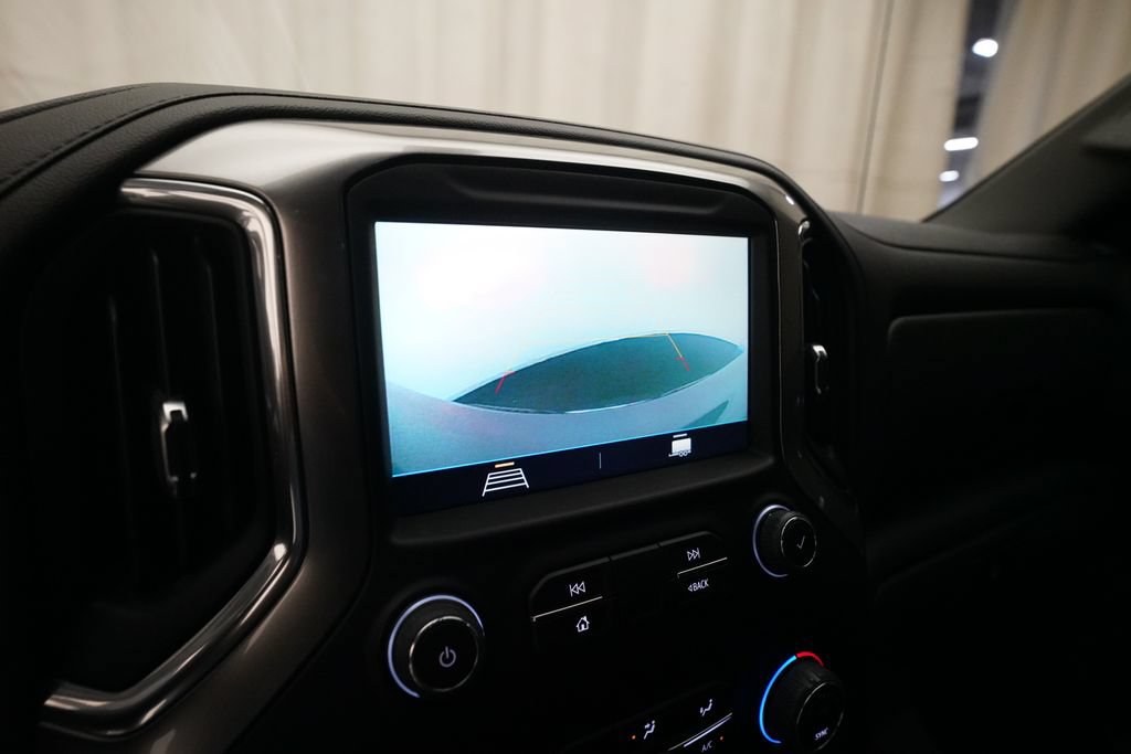 Used 2022 Chevrolet Silverado 1500 LT AWD/4WD image 19