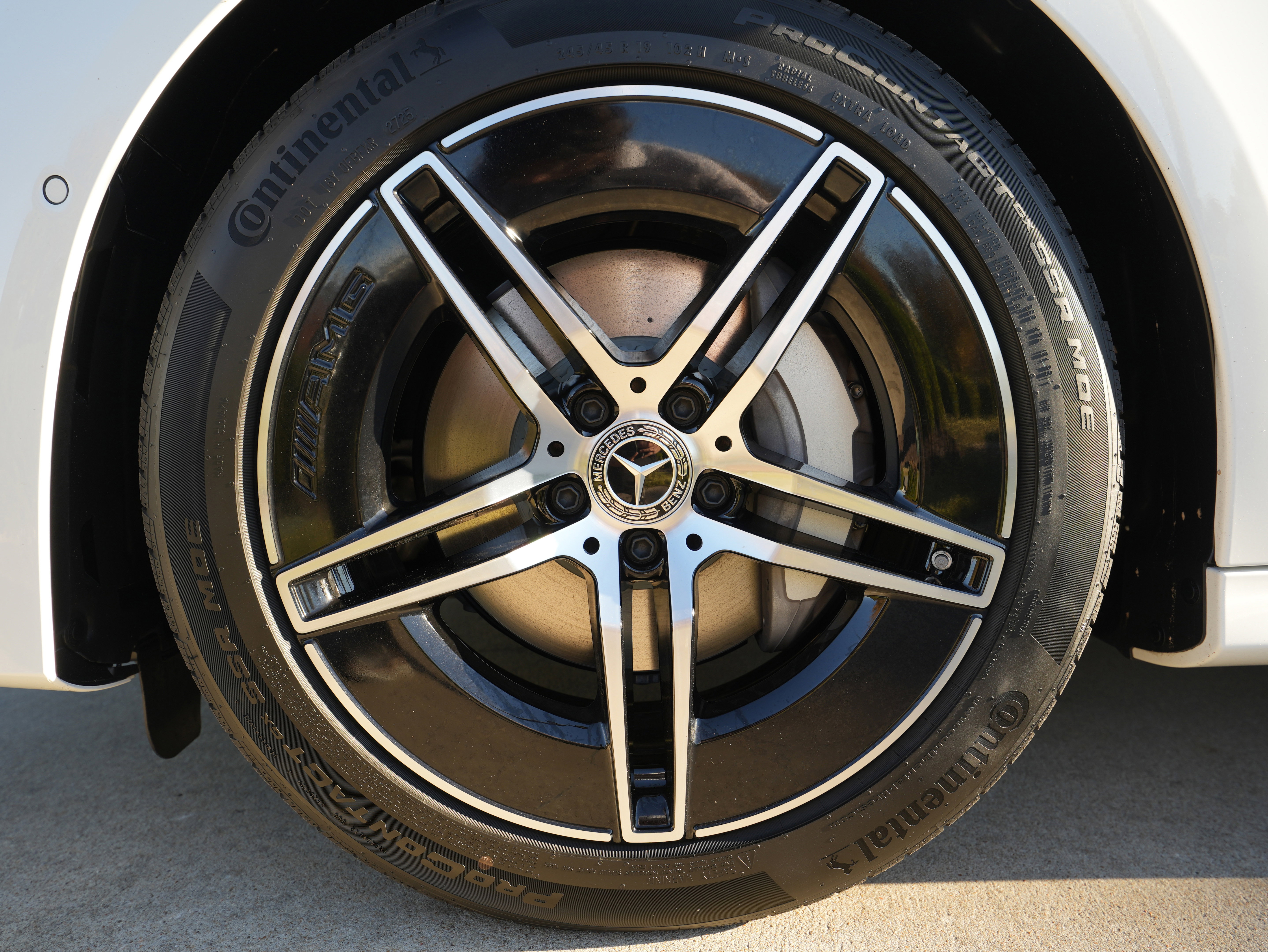 New 2026 Mercedes-Benz E 350 4MATIC Sedan image 12