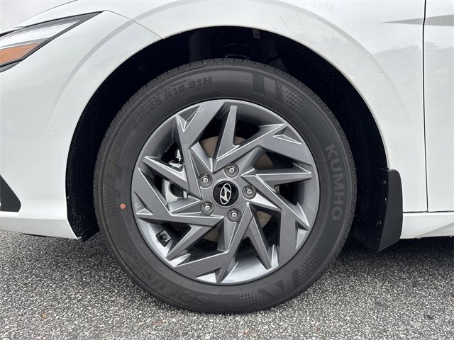 New 2026 Hyundai Elantra Blue image 11
