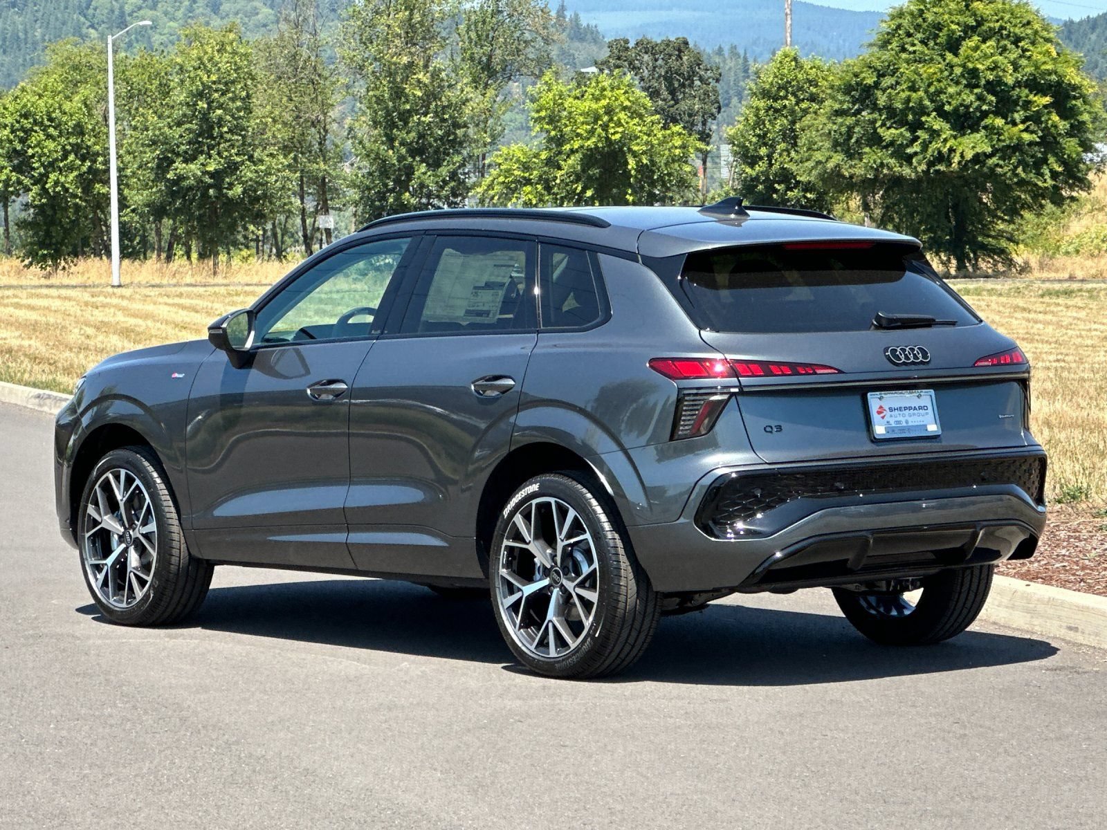 New 2026 Audi Q3 quattro 2.0T AWD/4WD image 5