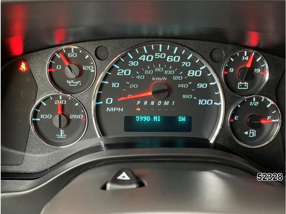 Used 2025 Chevrolet Express 2500 Extended w/ Communications Package image 28