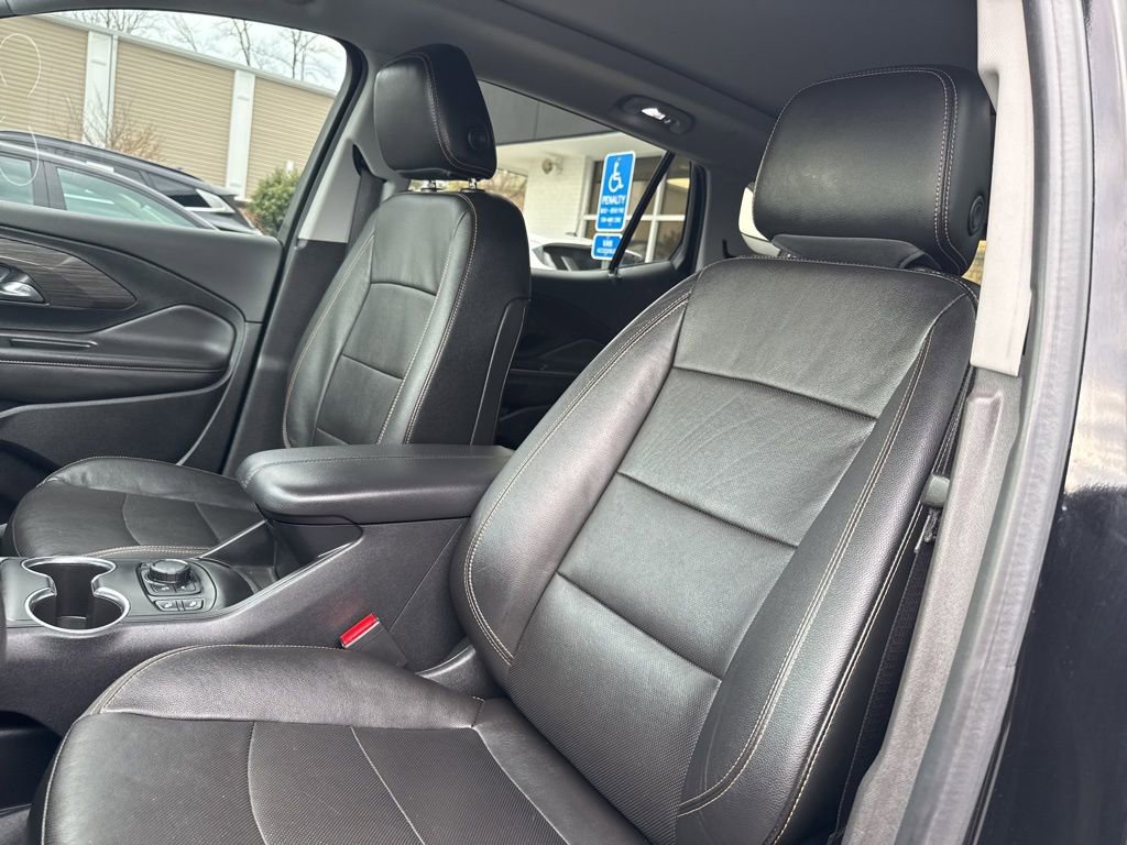 Used 2020 GMC Terrain SLT w/ Preferred Package image 19