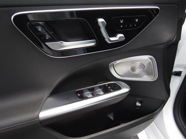 Certified 2025 Mercedes-Benz C 300 4MATIC Sedan image 9