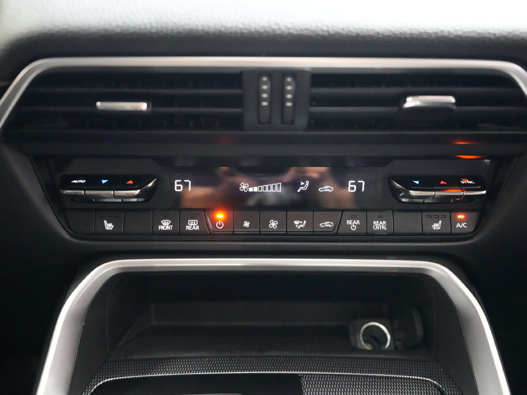 Used 2024 MAZDA CX-90 Plug-In Hybrid w/ Preferred AWD/4WD image 21