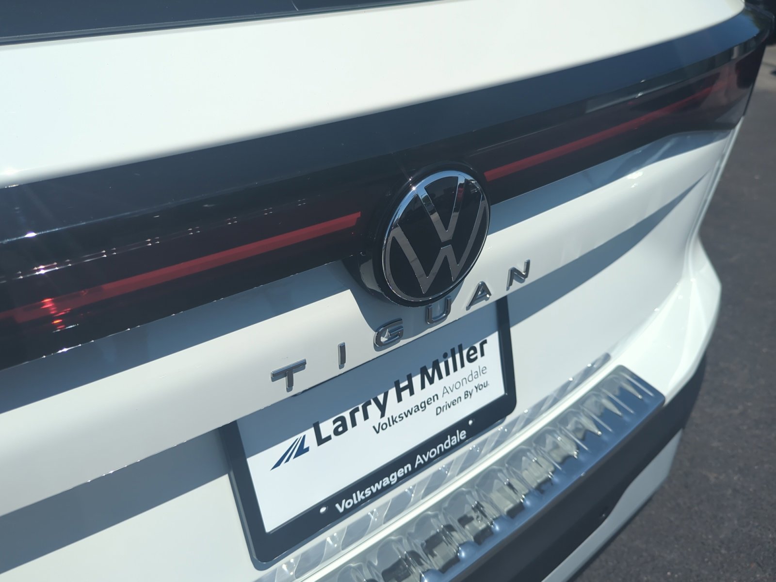 New 2025 Volkswagen Tiguan S image 23