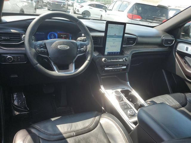 Used 2020 Ford Explorer Platinum w/ Premium Technology Package AWD/4WD image 10