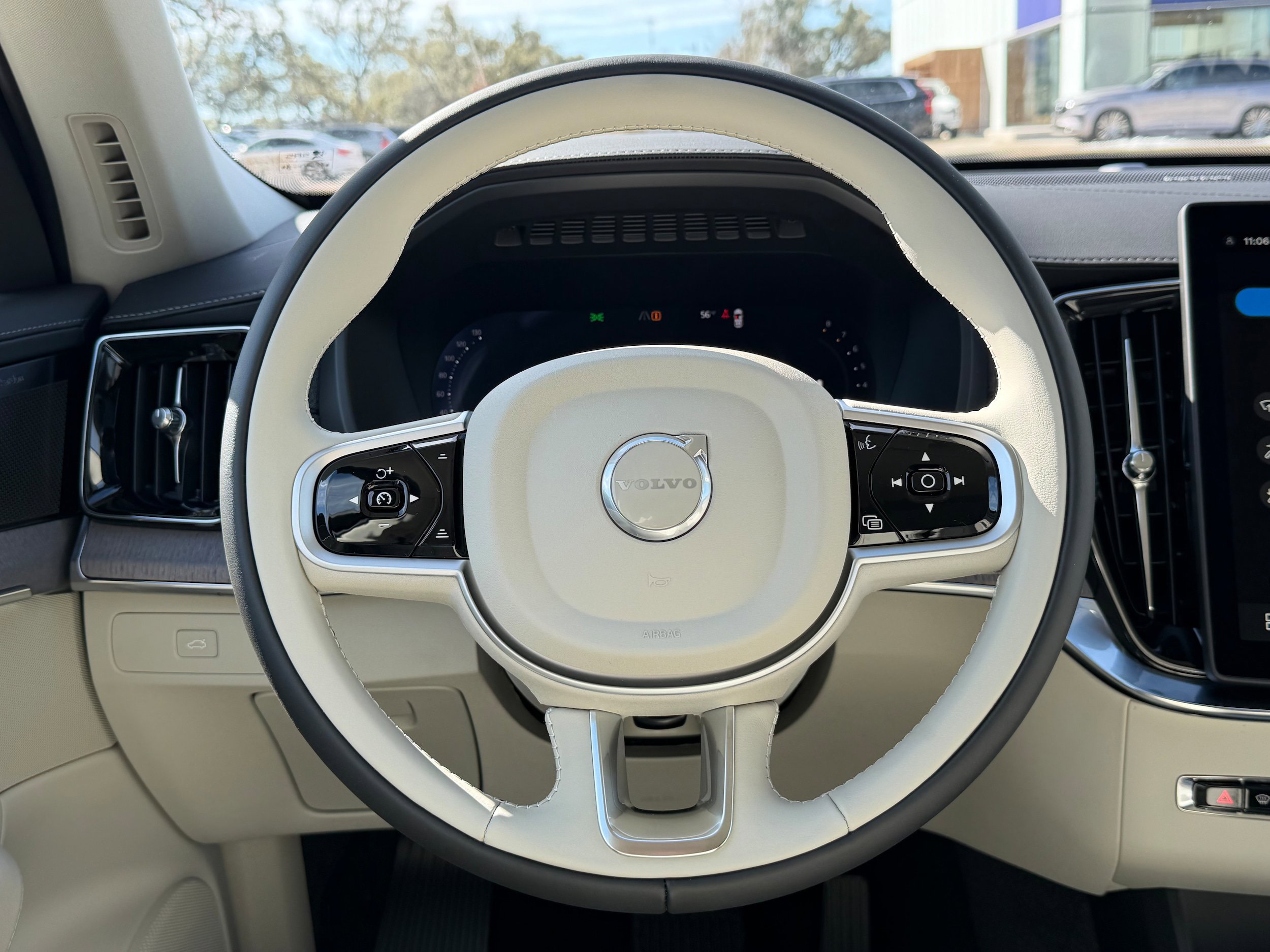 New 2026 Volvo XC90 B6 Ultra w/ Protection Package AWD/4WD image 15