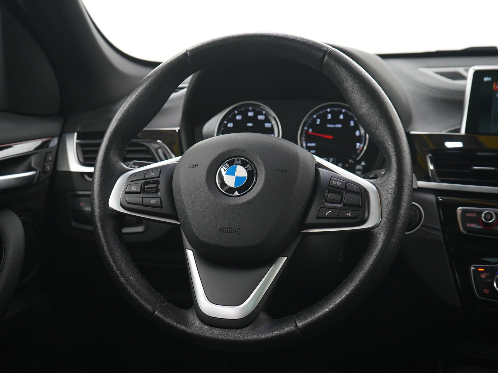 Used 2020 BMW X1 xDrive28i w/ Convenience Package AWD/4WD image 17