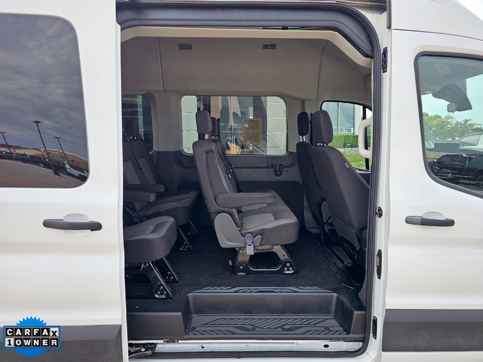Used 2025 Ford Transit 350 XLT RWD image 26