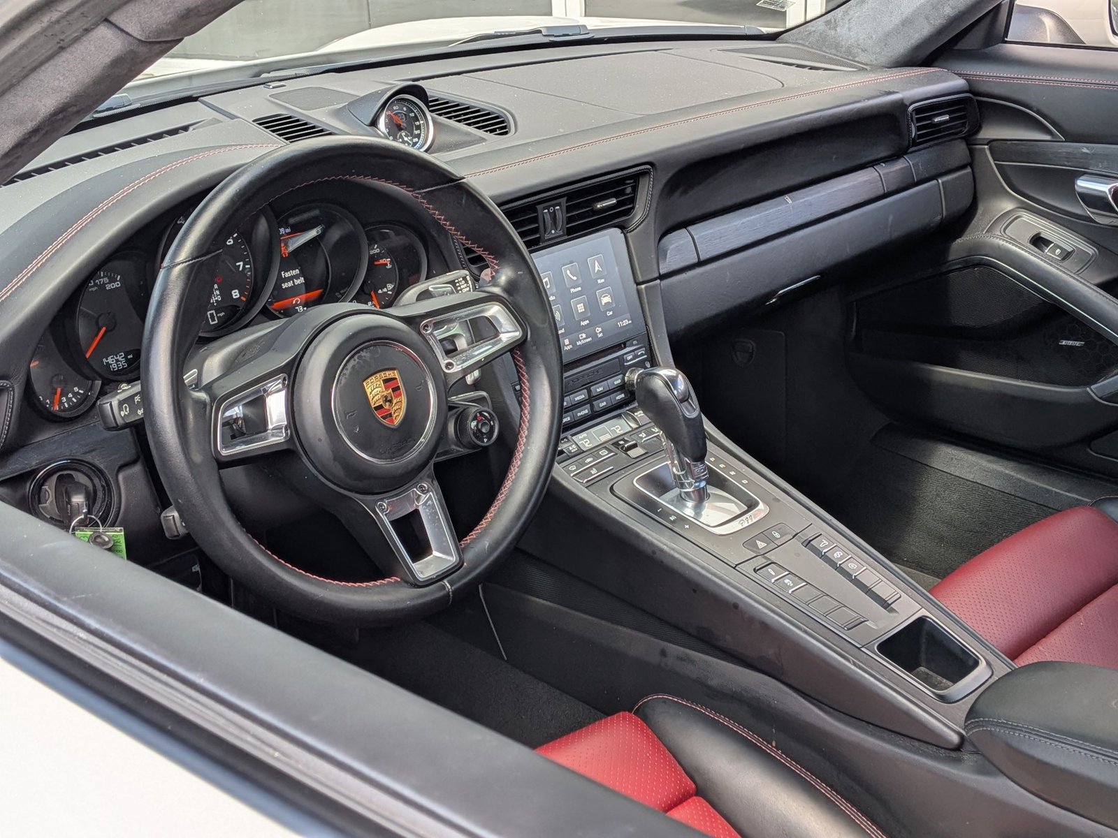 Certified 2018 Porsche 911 Carrera GTS RWD image 4