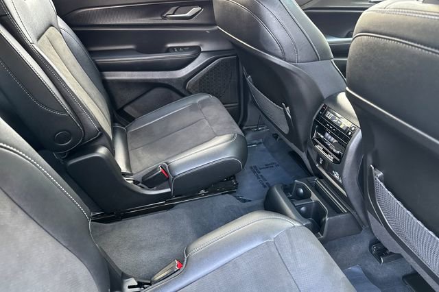 Used 2024 Jeep Grand Cherokee L Altitude AWD/4WD image 19