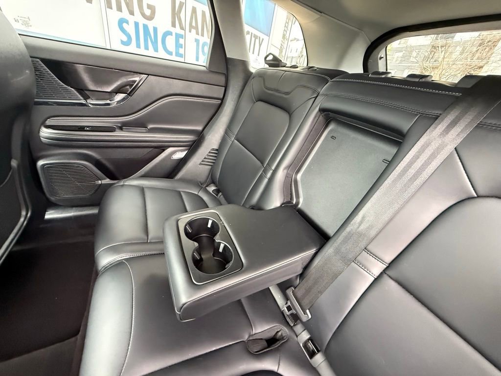 Used 2021 Lincoln Corsair AWD image 29