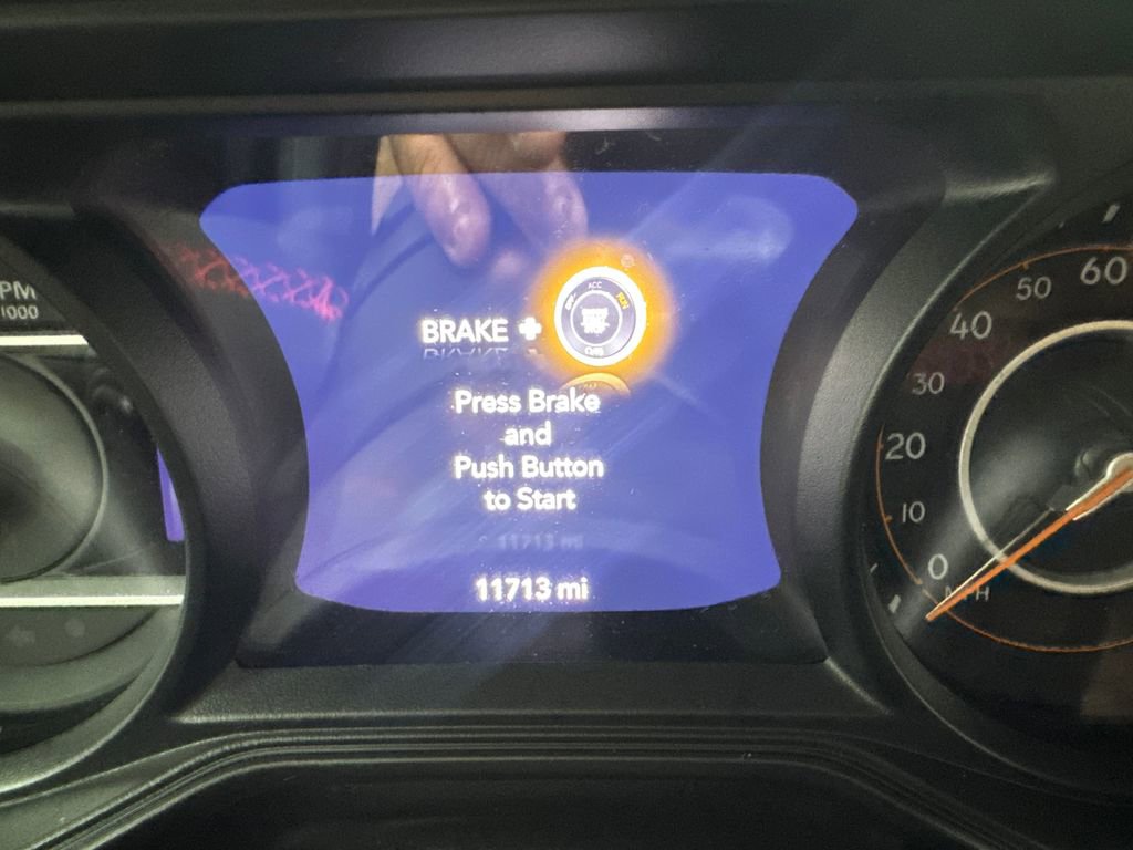 Used 2024 Jeep Gladiator Rubicon w/ Technology Group AWD/4WD image 61