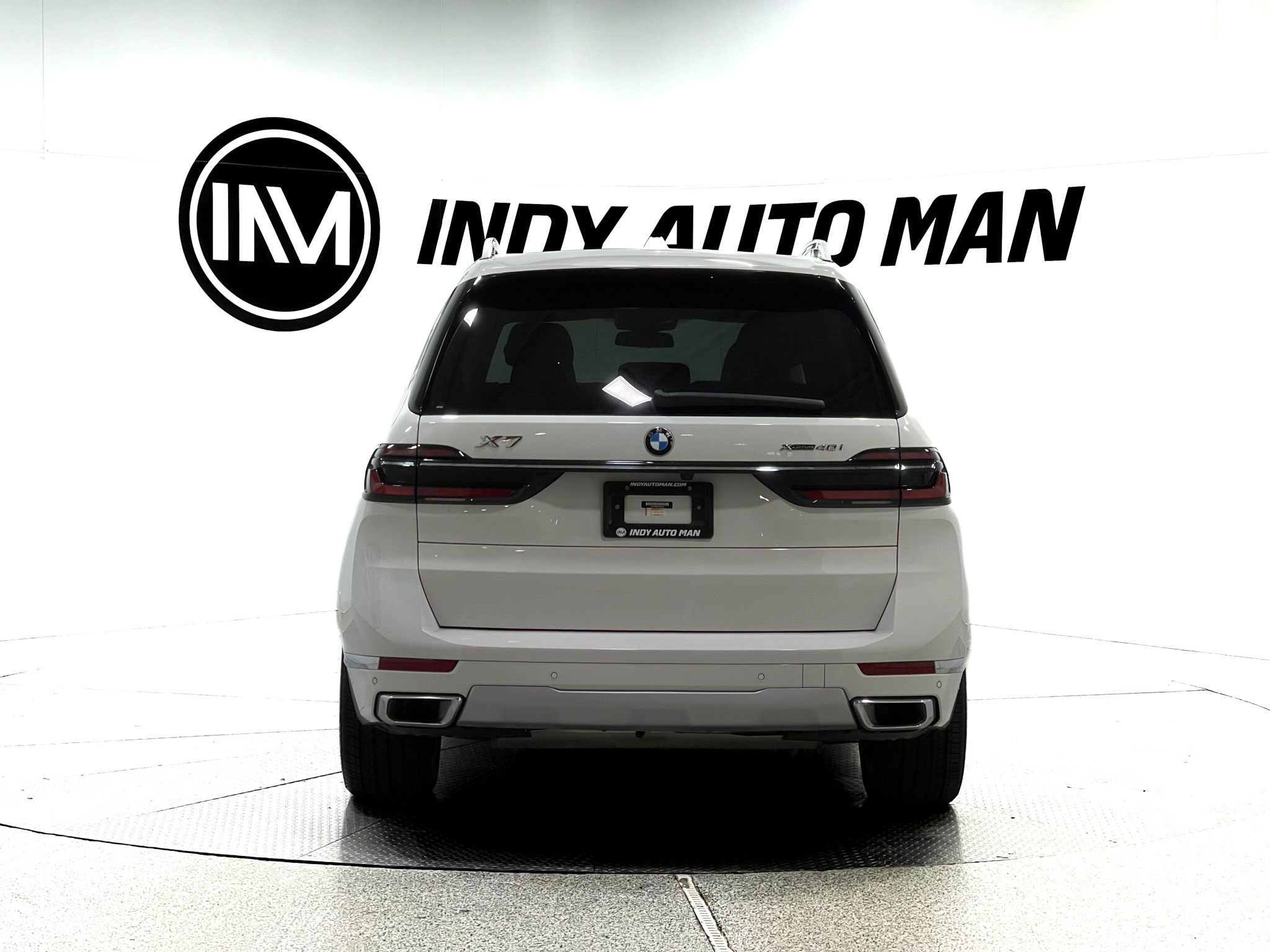 Used 2023 BMW X7 xDrive40i w/ Parking Assistance Package image 4