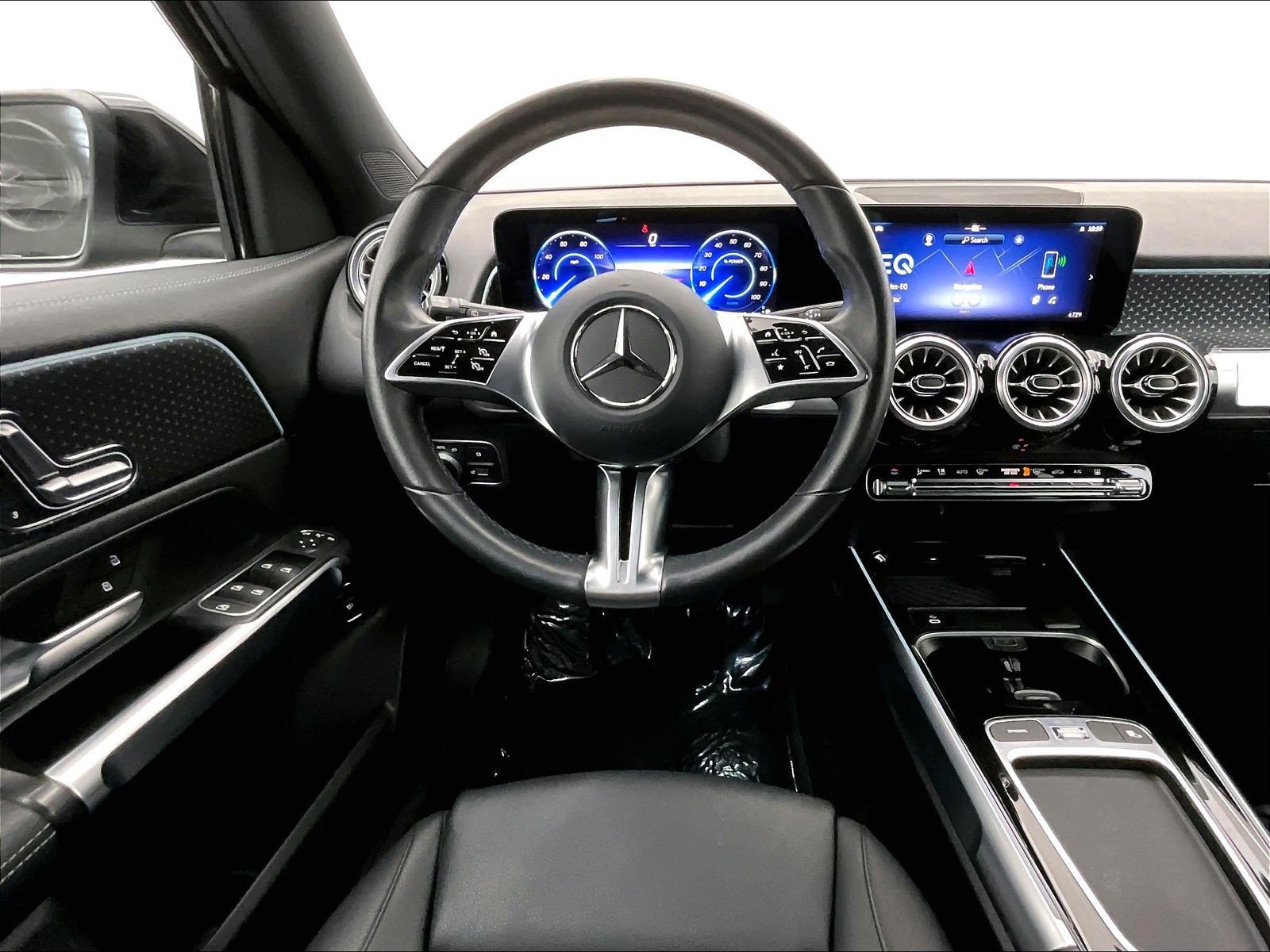 Certified 2024 Mercedes-Benz EQB 250+ image 4