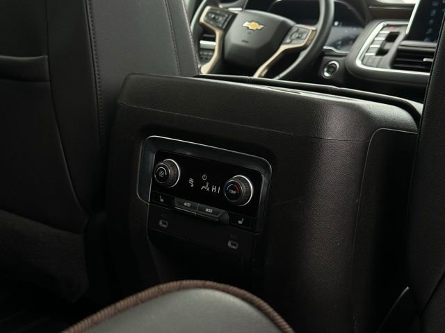 Used 2023 Chevrolet Suburban High Country AWD/4WD image 24
