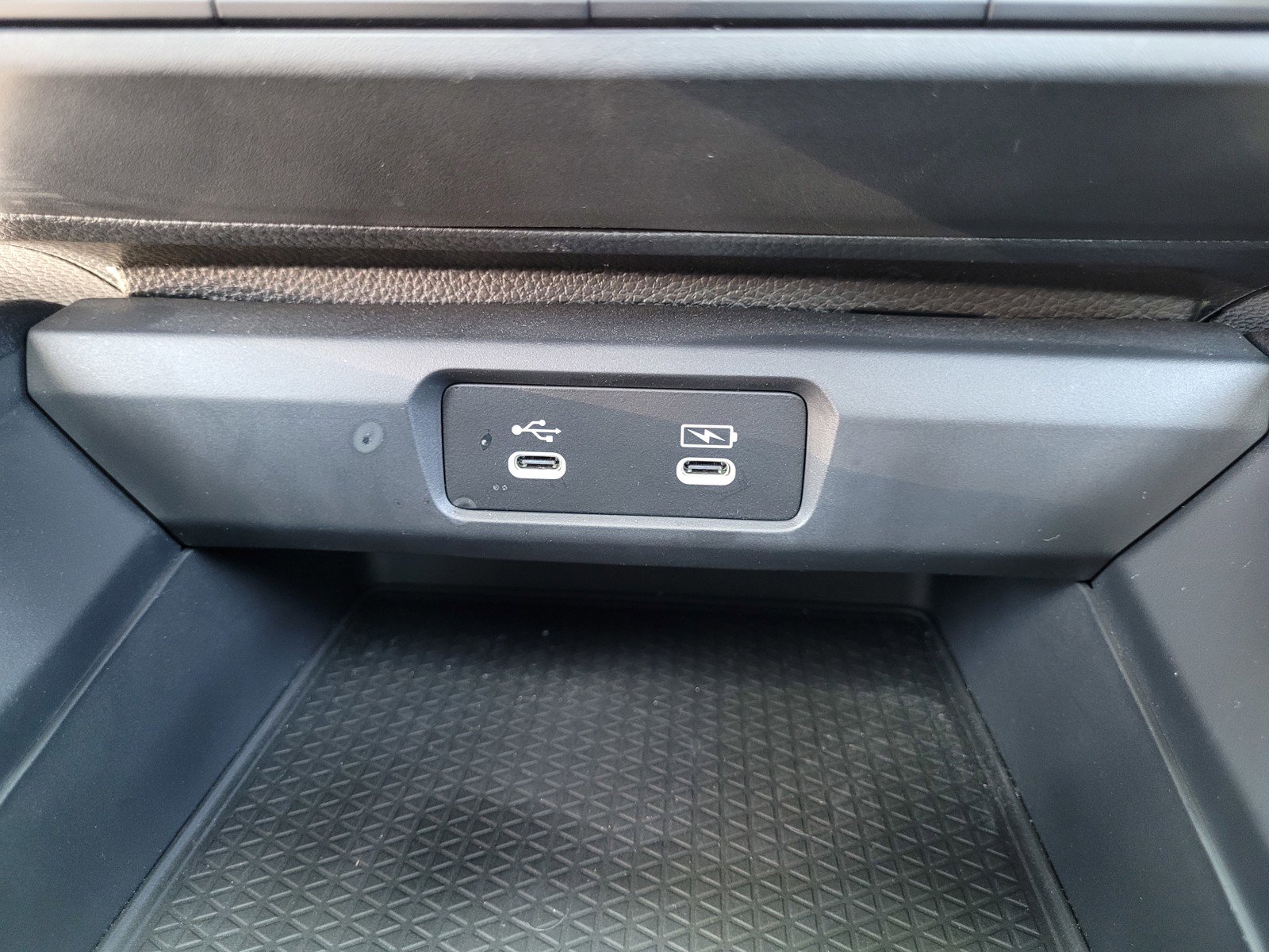 Used 2023 Honda Accord EX image 19