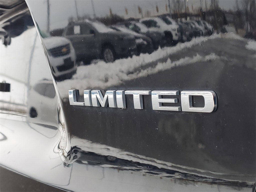 Used 2022 Jeep Cherokee Limited image 6