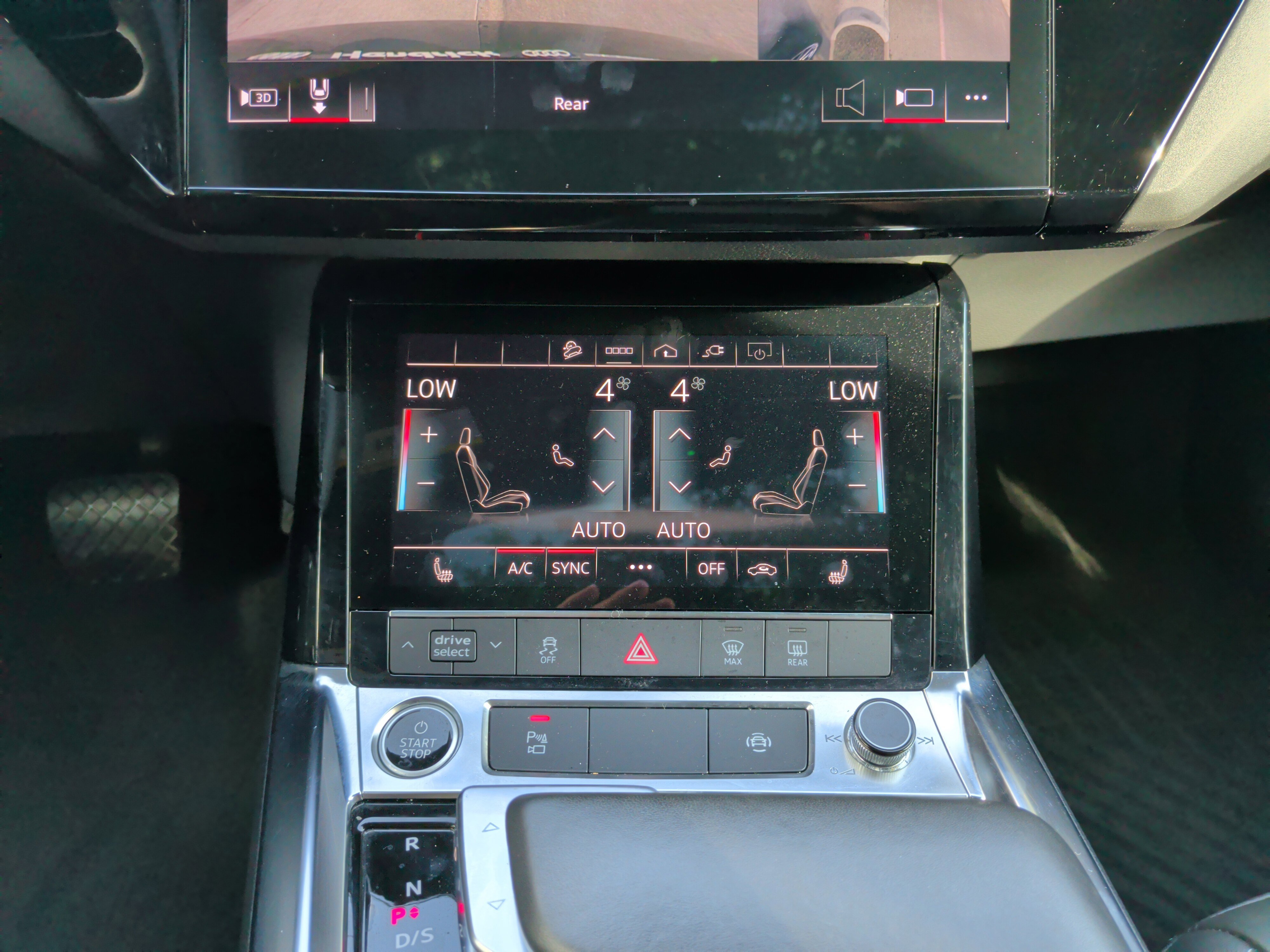 Certified 2023 Audi e-tron Premium w/ Convenience Plus Package AWD/4WD image 29