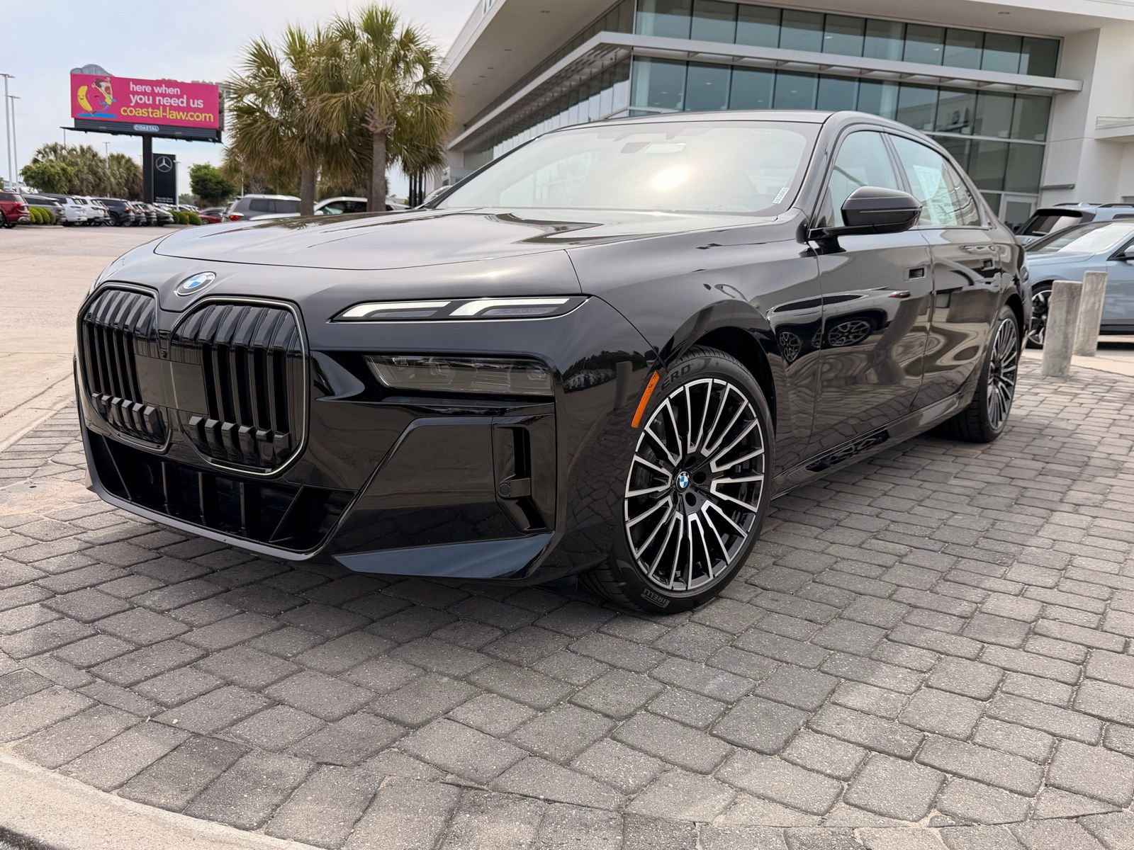 New 2026 BMW 740i RWD image 1