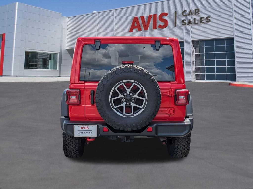 Used 2025 Jeep Wrangler Unlimited Rubicon AWD/4WD image 7