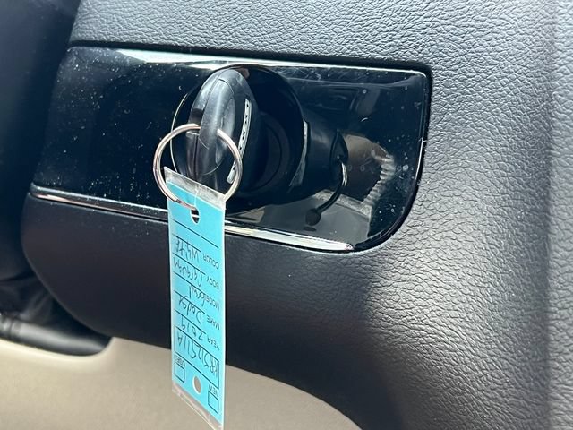 Used 2019 Dodge Grand Caravan SXT FWD image 24