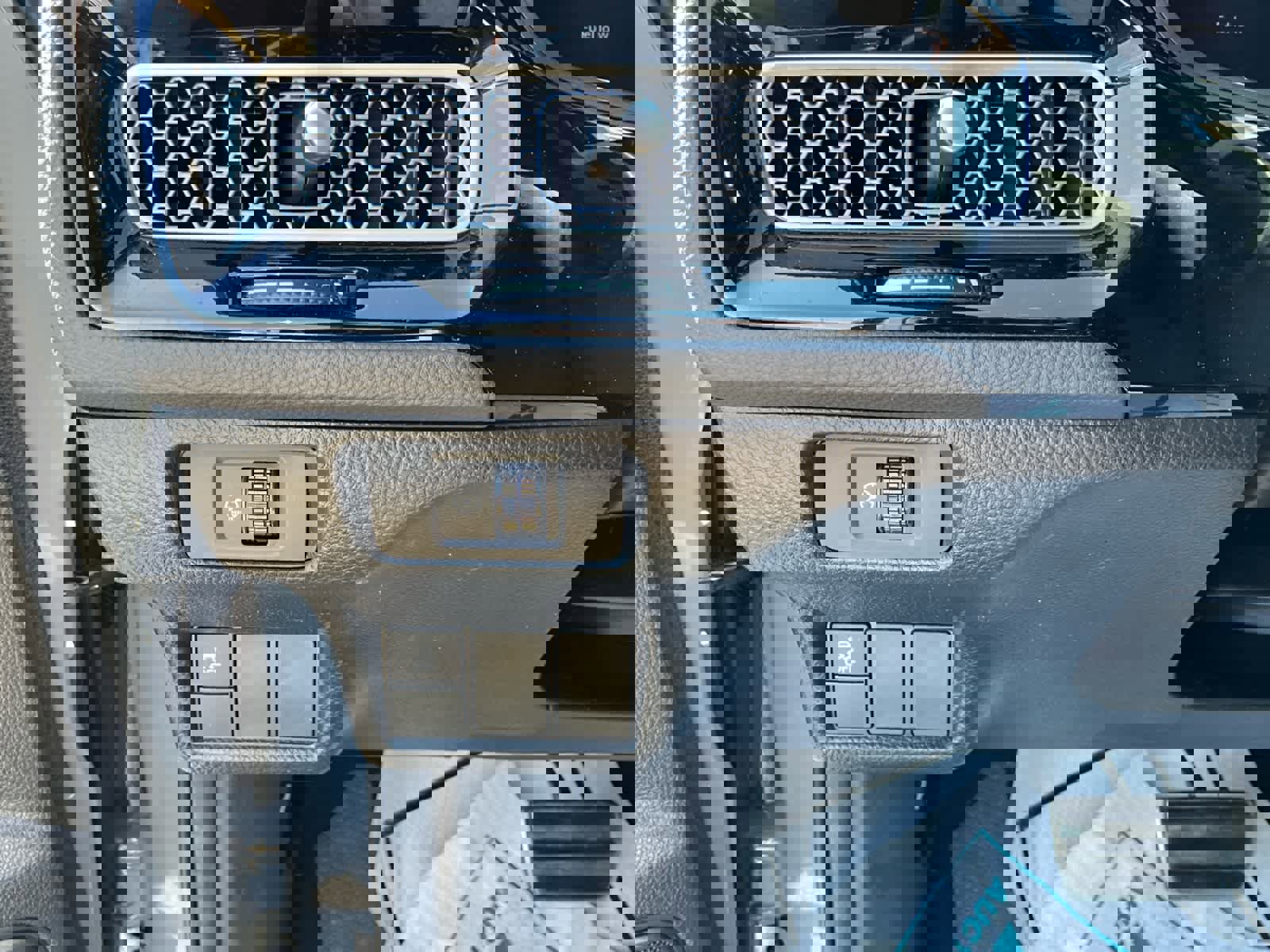 Used 2025 Honda Civic Sport Touring image 24