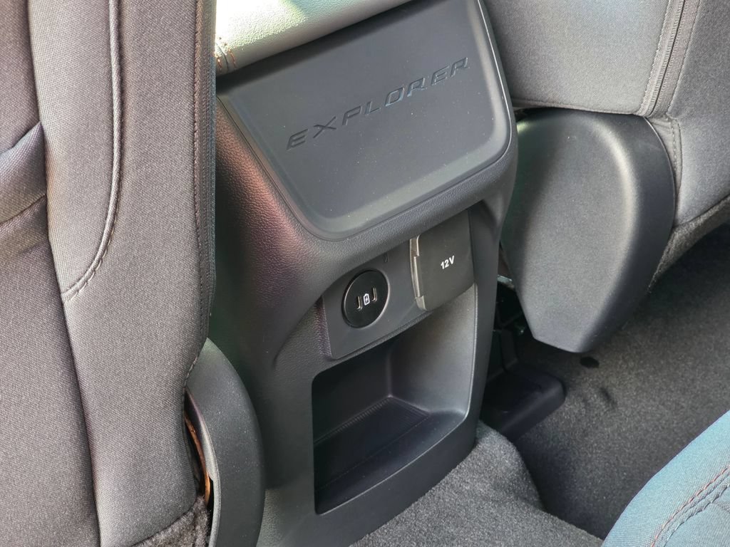 New 2025 Ford Explorer Active AWD/4WD image 21