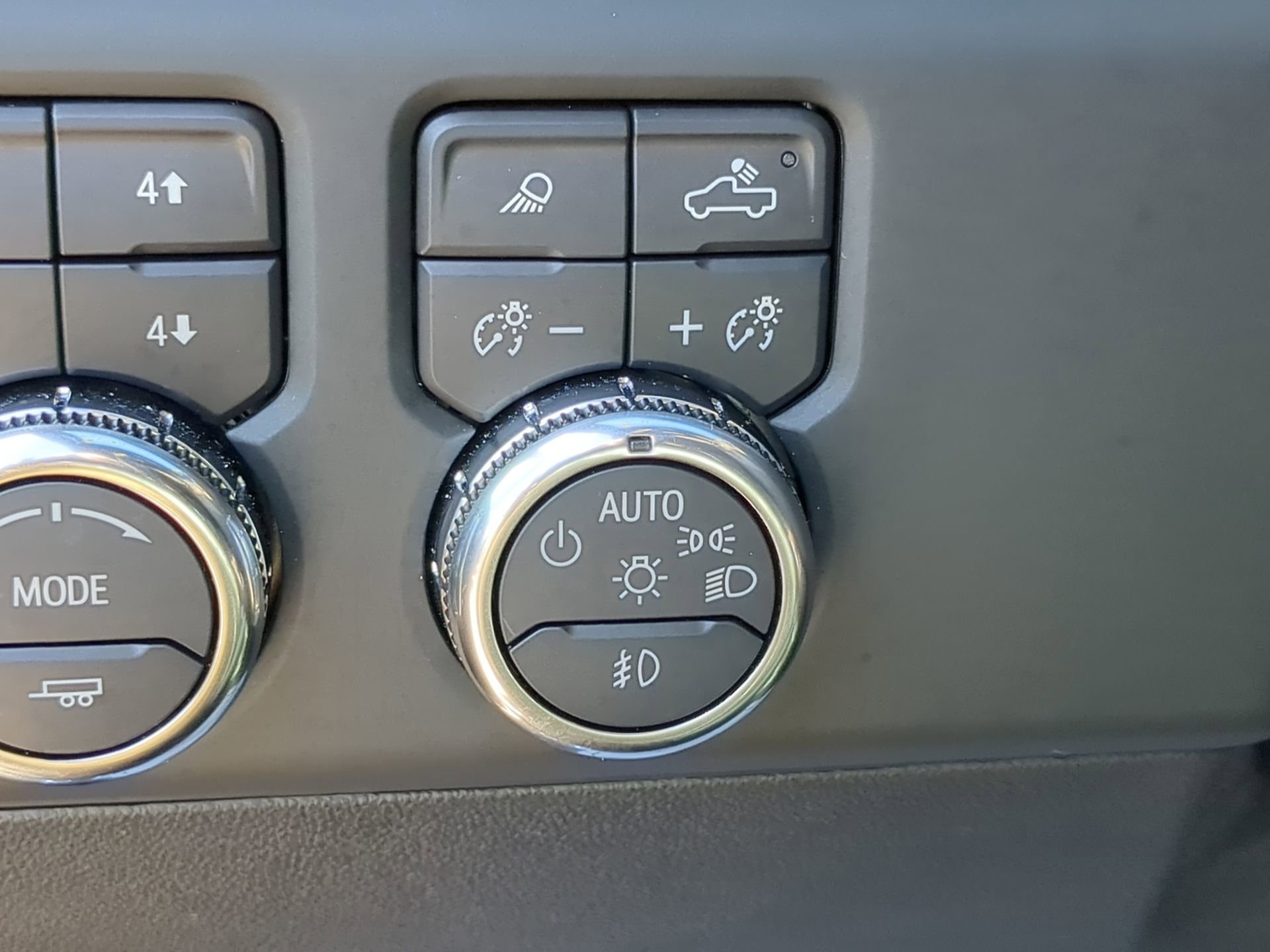 Used 2024 GMC Sierra 2500 AT4 w/ AT4 Premium Plus Package image 57